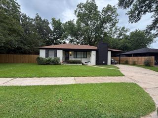 1300 W 43rd Street, North Little Rock, AR 72118
