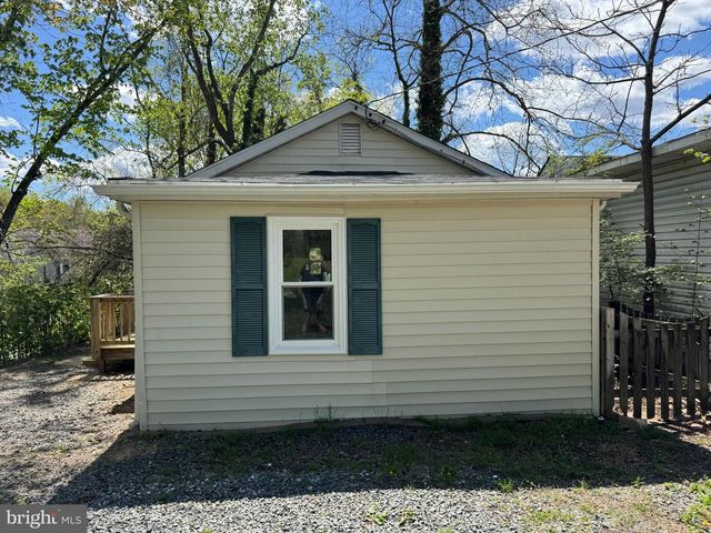 241 & 243 CAMBRIDGE ST, Fredericksburg, VA 22405