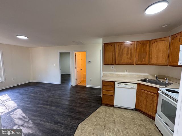 241 & 243 CAMBRIDGE ST, Fredericksburg, VA 22405