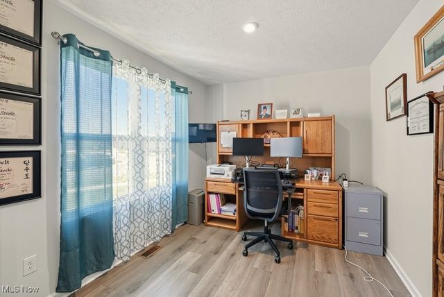 3738 Kirkham Drive, Norton, OH 44203