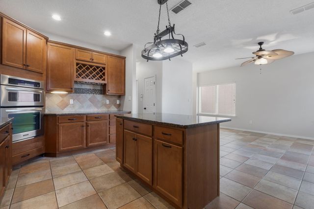 7105 Alexandria Drive NE, Albuquerque, NM 87122