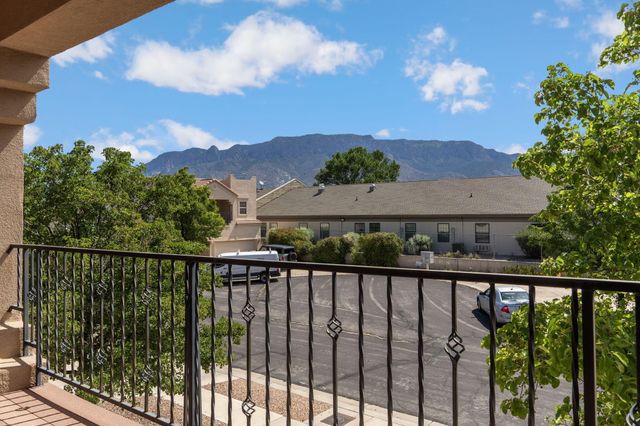 7105 Alexandria Drive NE, Albuquerque, NM 87122