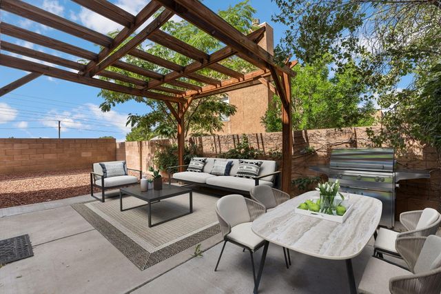7105 Alexandria Drive NE, Albuquerque, NM 87122