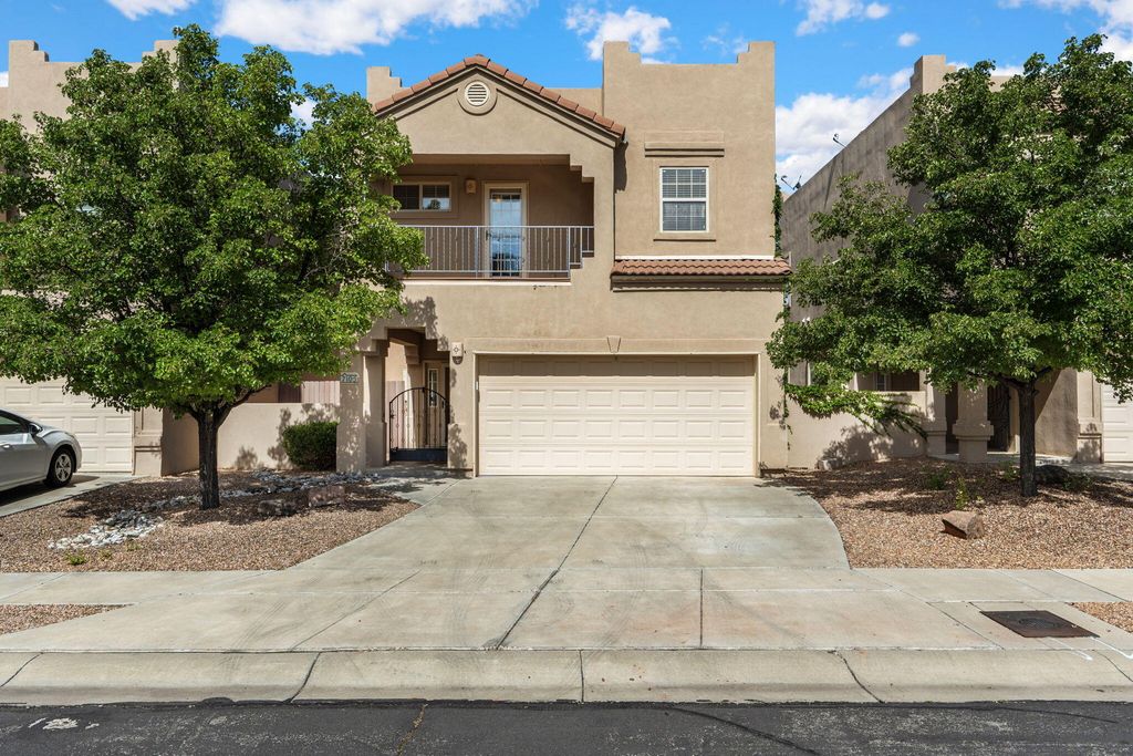7105 Alexandria Drive NE, Albuquerque, NM 87122