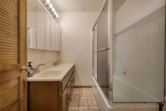 357 Vine Street, Glendale, CA 91204