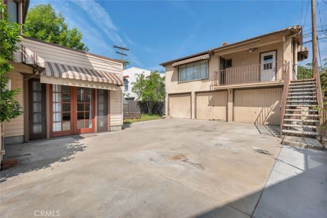 357 Vine Street, Glendale, CA 91204