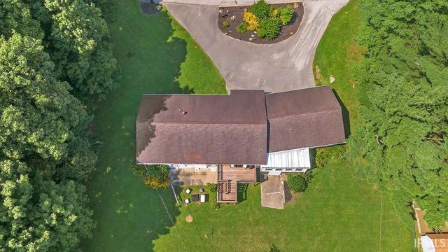 1744 Parkview Drive, Bedford, IN 47421