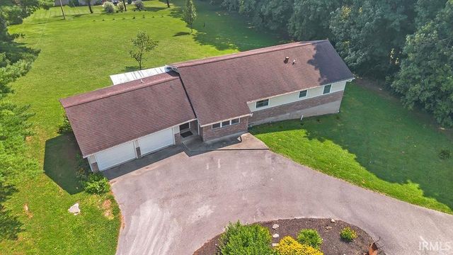 1744 Parkview Drive, Bedford, IN 47421