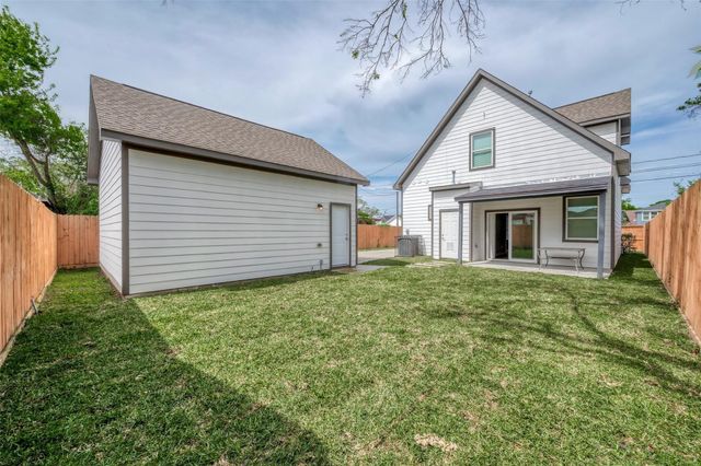 3612 Anita, Houston, TX 77004