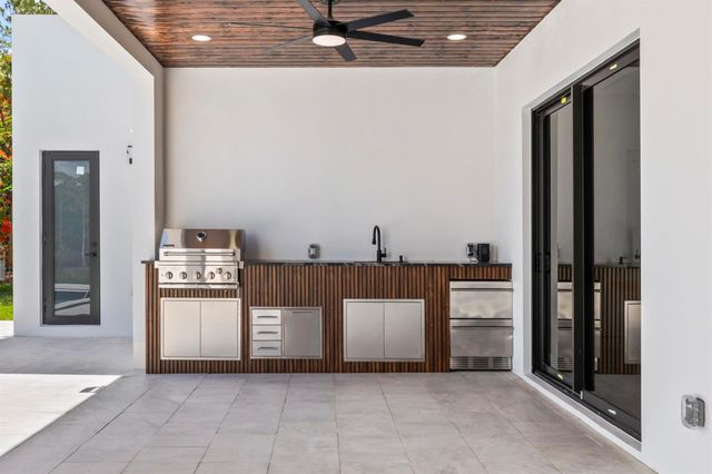 17107 W Sycamore Drive W, Westlake, FL 33470
