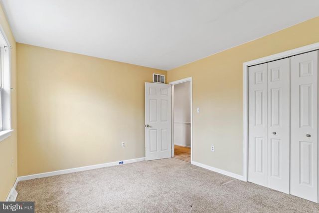 11 PINE TREE DR, New Cumberland, PA 17070