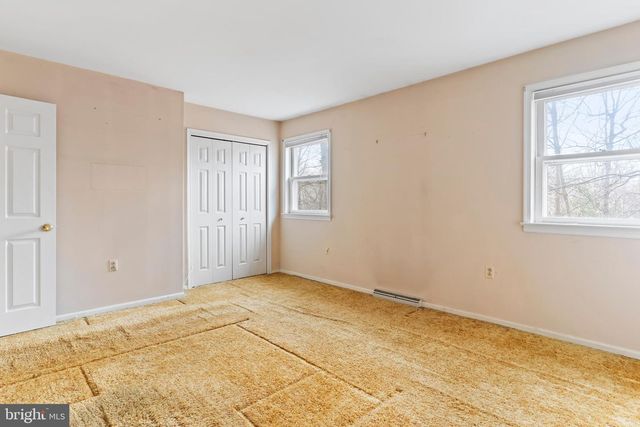 11 PINE TREE DR, New Cumberland, PA 17070