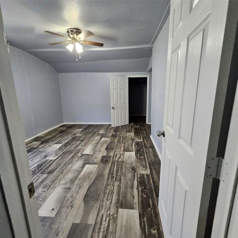 2826 Alaska Avenue, Dallas, TX 75216
