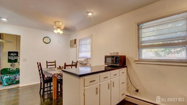 1 Jackson Avenue, Sayreville, NJ 08859