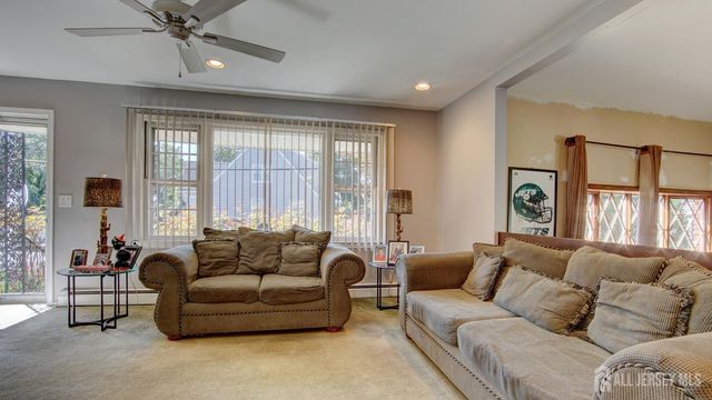 1 Jackson Avenue, Sayreville, NJ 08859