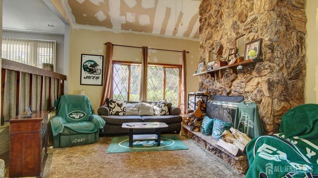 1 Jackson Avenue, Sayreville, NJ 08859