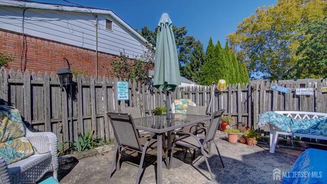 1 Jackson Avenue, Sayreville, NJ 08859
