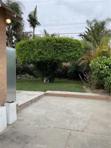 1627 W 65th Street, Los Angeles, CA 90047