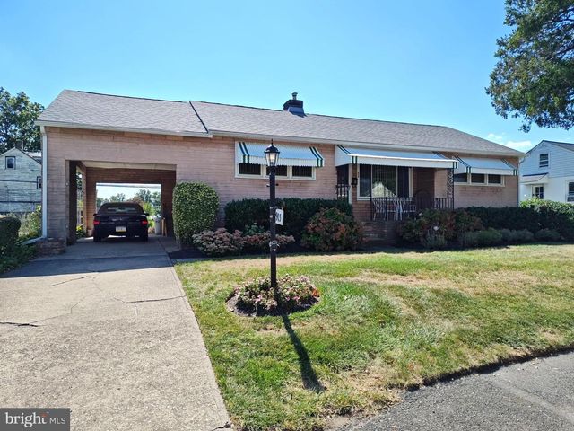 903 FAIRVIEW AVE, Bristol, PA 19007