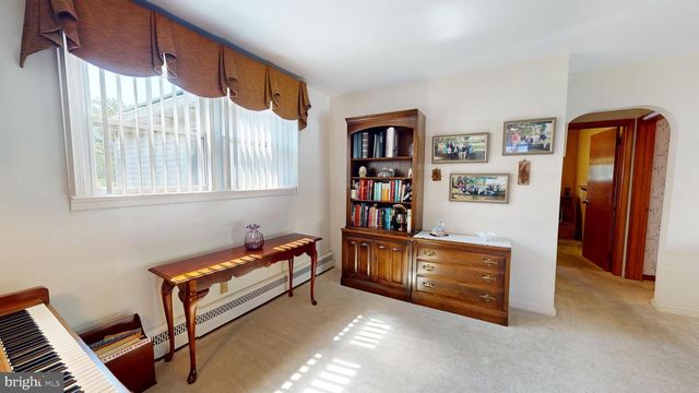 903 FAIRVIEW AVE, Bristol, PA 19007