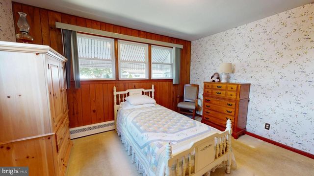 903 FAIRVIEW AVE, Bristol, PA 19007