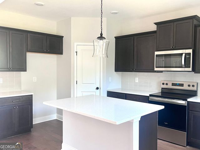 4385 Easter Lily Avenue, Buford, GA 30519