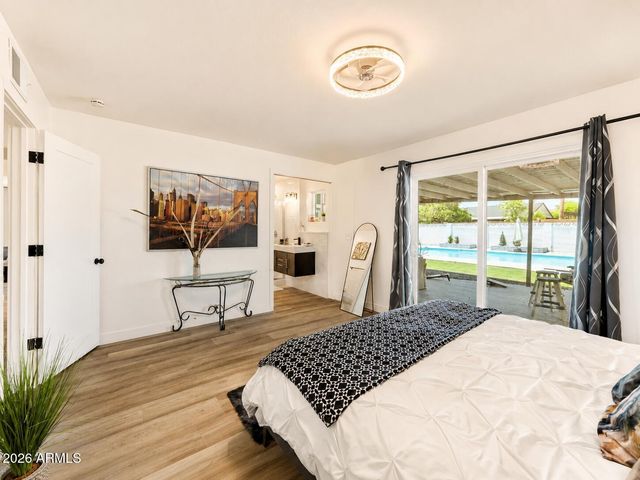316 E EL CAMINO Drive, Phoenix, AZ 85020