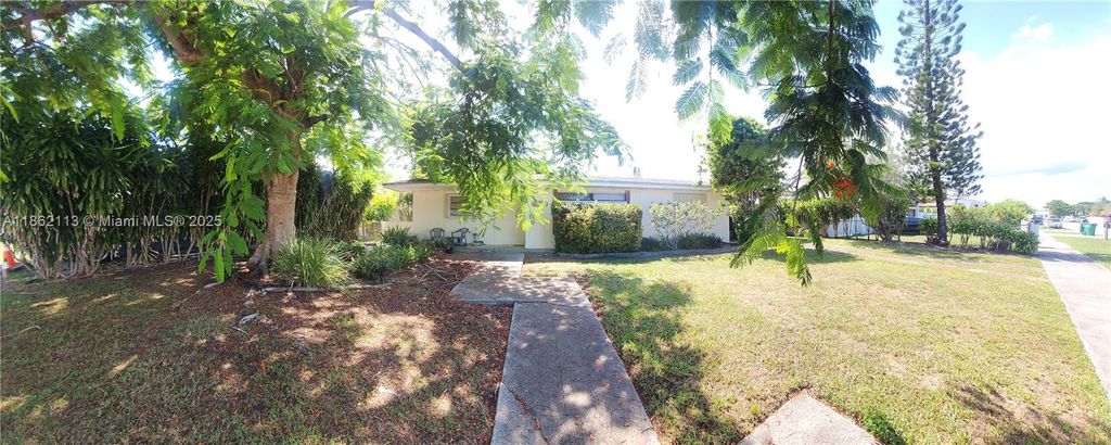 17860 SW 110th Ct, Miami, FL 33157
