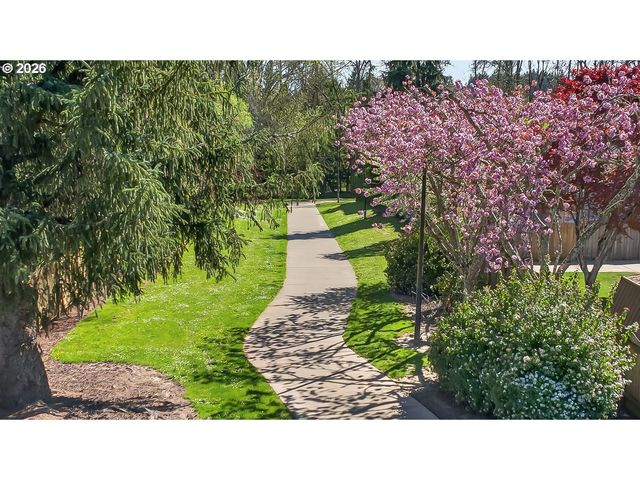 1335 Sw RUSS Ln, Mc Minnville, OR 97128
