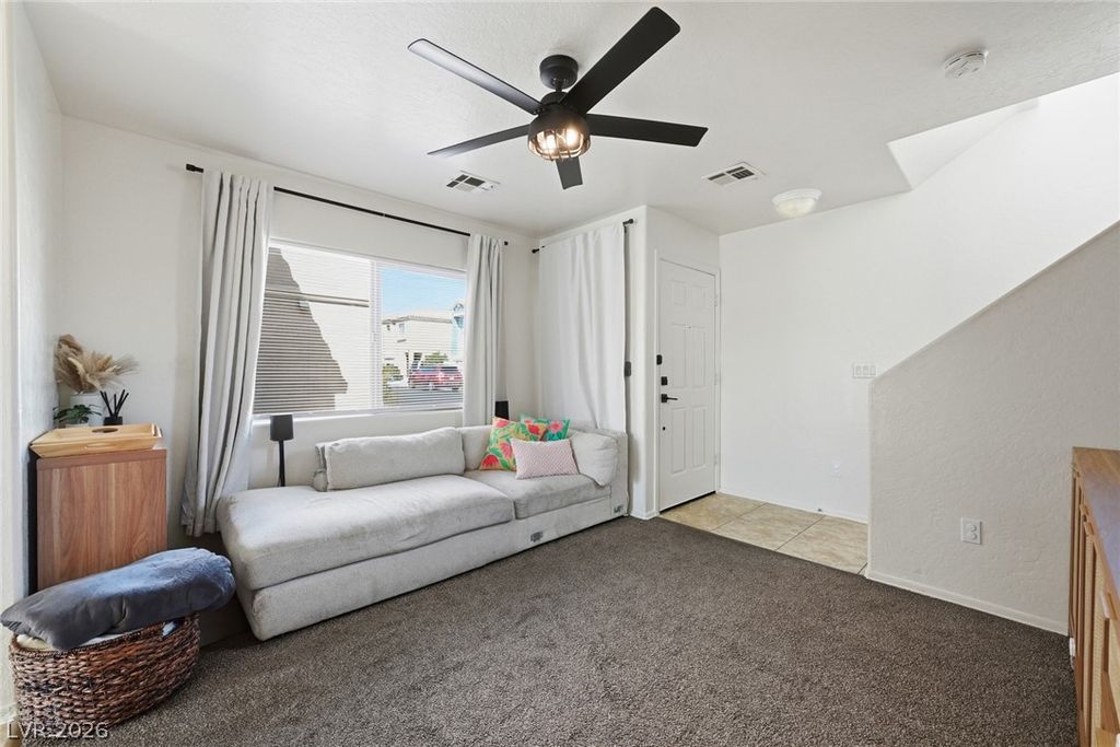 5339 Aurora Beam Avenue, Las Vegas, NV 89122 — photo 2