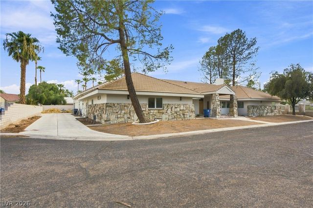 3840 Topaz Street, Las Vegas, NV 89121