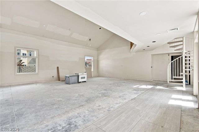 3840 Topaz Street, Las Vegas, NV 89121