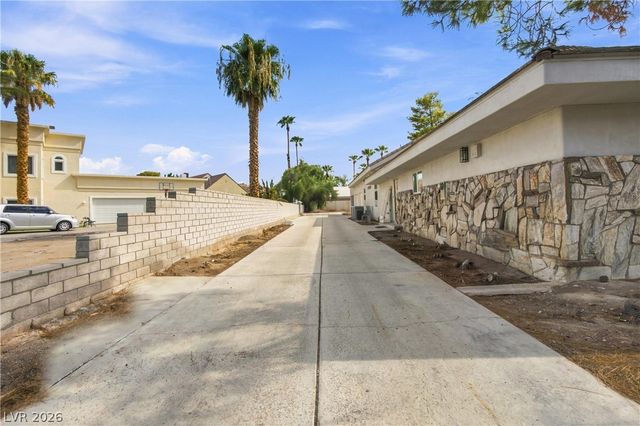 3840 Topaz Street, Las Vegas, NV 89121