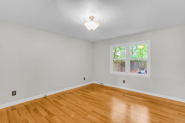 140 Palmetto Bluff, North Charleston, SC 29418
