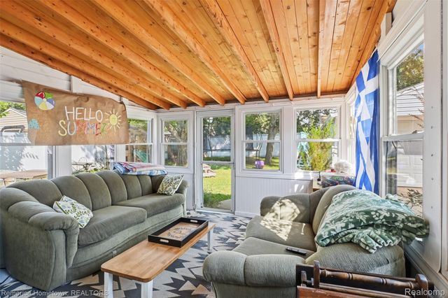 260 Burroughs Street, Plymouth, MI 48170