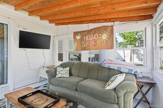 260 Burroughs Street, Plymouth, MI 48170
