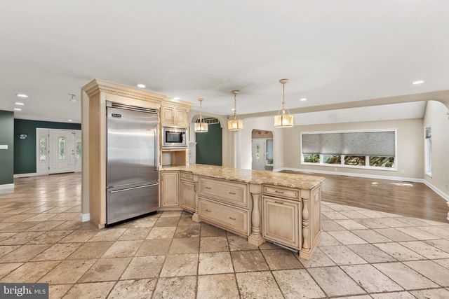 162 TUCKERTON RD, Medford, NJ 08055