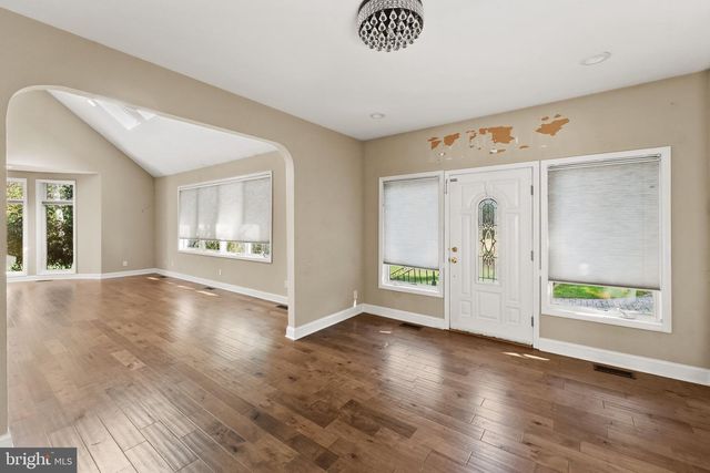 162 TUCKERTON RD, Medford, NJ 08055