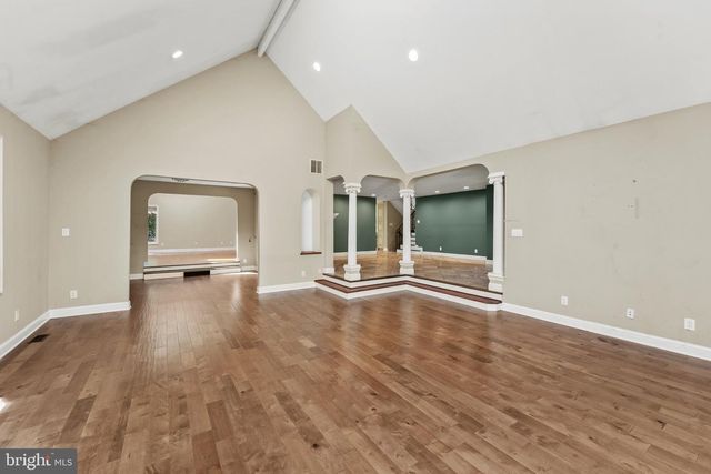 162 TUCKERTON RD, Medford, NJ 08055