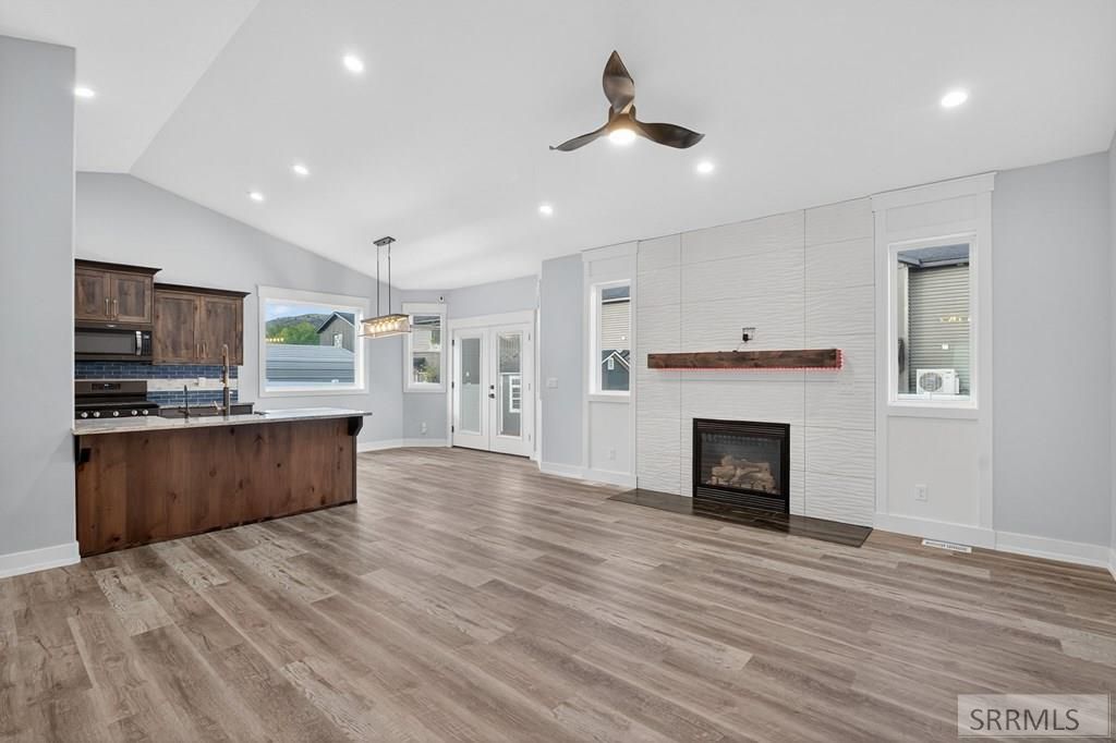 Image 2 of property listing at 1725 Brock Drive, Pocatello, ID 83201