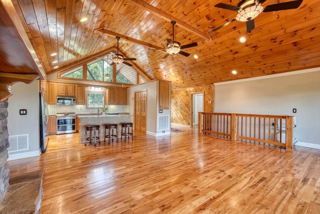 166 Dasali Way, Murphy, NC 28906