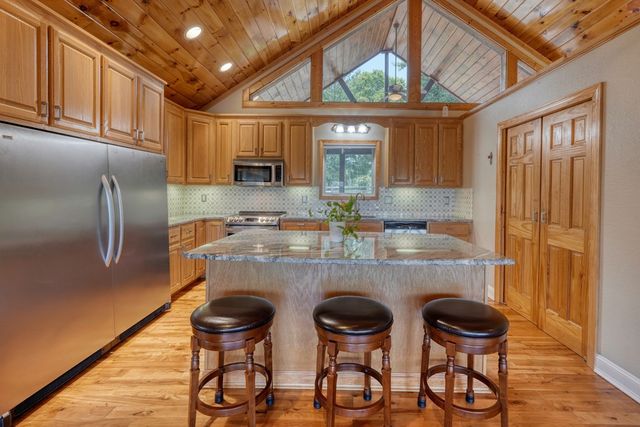 166 Dasali Way, Murphy, NC 28906