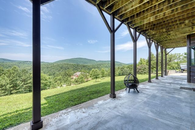 166 Dasali Way, Murphy, NC 28906