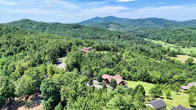 166 Dasali Way, Murphy, NC 28906