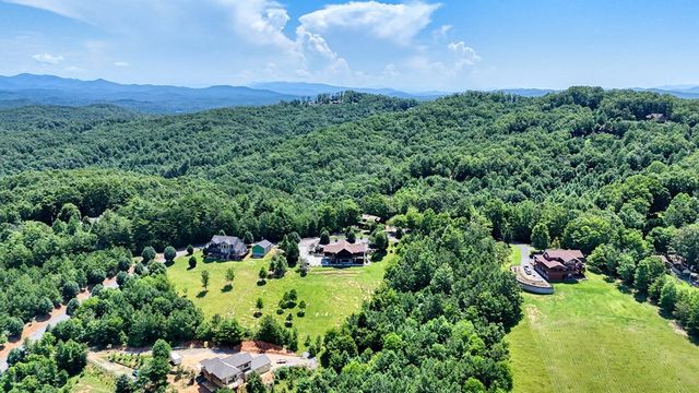 166 Dasali Way, Murphy, NC 28906