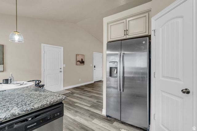 1745 E TUMWATER LN, Eagle Mountain, UT 84005