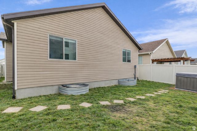 1745 E TUMWATER LN, Eagle Mountain, UT 84005