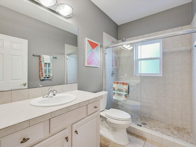 312 Paleface Point DR, Spicewood, TX 78669
