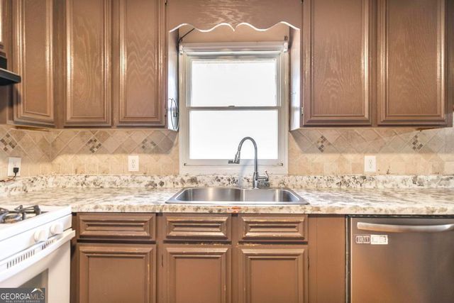 2813 S Estates Road, Macon, GA 31216