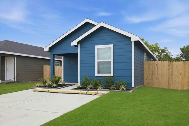 6031 Pineapple Street, Houston, TX 77048